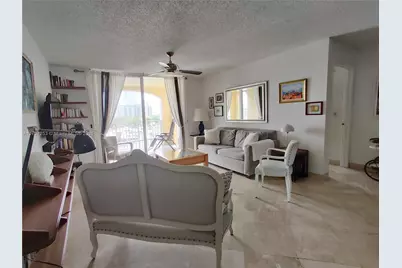 19877 E Country Club Dr #3606, Aventura, FL 33180 - Photo 6