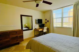 19877 E Country Club Dr, Aventura, FL 33180 - Photo 16