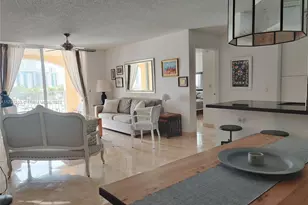 19877 E Country Club Dr, Aventura, FL 33180 - Photo 4