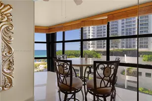 6423 Collins Ave, Miami Beach, FL 33141 - Photo 16