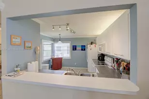 1248 W Lakes Dr, Deerfield Beach, FL 33442 - Photo 6