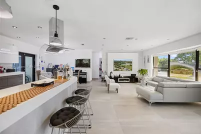 20375 NE 22nd Pl, Miami, FL 33180 - Photo 12