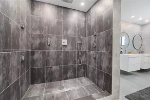 20375 NE 22nd Pl, Miami, FL 33180 - Photo 36