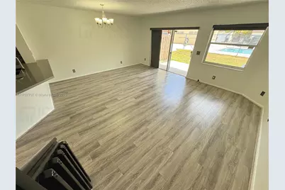 8135 Southgate Blvd, North Lauderdale, FL 33068 - Photo 4