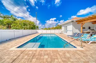 207 SW 11th St, Dania Beach, FL 33004 - Photo 6