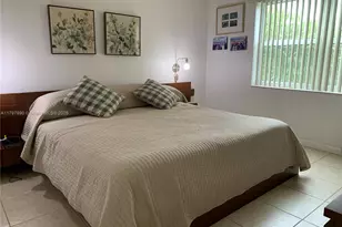 9621 Sunrise Lakes Blvd, Sunrise, FL 33322 - Photo 10