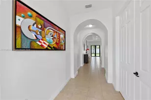 2691 NW 83rd Terrace, Cooper City, FL 33024 - Photo 2