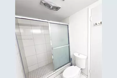 1100 NE 191st St #25E, Miami, FL 33179 - Photo 10