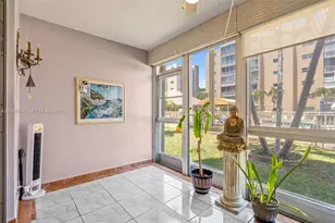 421 NE 14th Ave, Hallandale Beach, FL 33009 - Photo 18