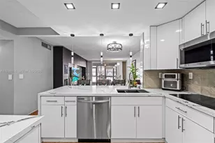 421 NE 14th Ave, Hallandale Beach, FL 33009 - Photo 6