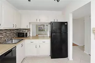 8360 Sands Point Blvd, Tamarac, FL 33321 - Photo 14