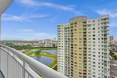 1745 E Hallandale Beach Blvd #2105W, Hallandale Beach, FL 33009 - Photo 32