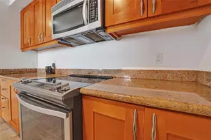 1745 E Hallandale Beach Blvd, Hallandale Beach, FL 33009 - Photo 18