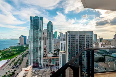 398 NE 5th St #2415, Miami, FL 33132 - Photo 4