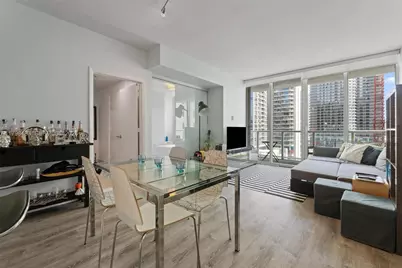 253 NE 2nd St #2201, Miami, FL 33132 - Photo 4