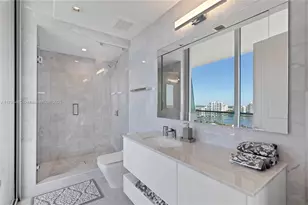 18501 Collins Ave, Sunny Isles Beach, FL 33160 - Photo 22