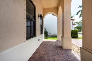 8513 NW 41 St, Cooper City, FL 33024 - Photo 4