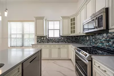 8513 NW 41st St, Cooper City, FL 33024 - Photo 10