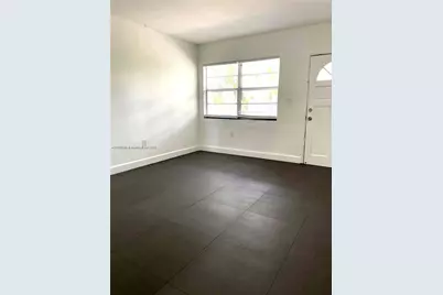 2515 NW 52nd St, Miami, FL 33142 - Photo 8