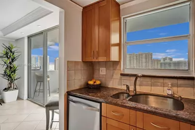 137 Golden Isles Dr #1105, Hallandale Beach, FL 33009 - Photo 26