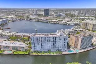 137 Golden Isles Dr, Hallandale Beach, FL 33009 - Photo 58