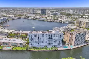 137 Golden Isles Dr, Hallandale Beach, FL 33009 - Photo 58