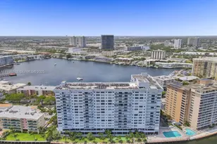 137 Golden Isles Dr, Hallandale Beach, FL 33009 - Photo 54