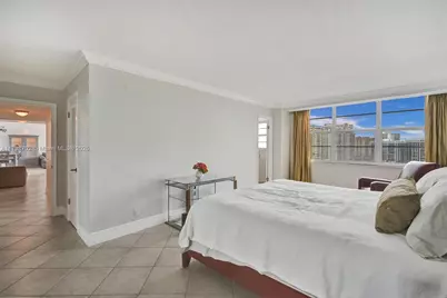 137 Golden Isles Dr #1105, Hallandale Beach, FL 33009 - Photo 36