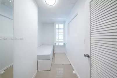 500 Three Islands Blvd #801, Hallandale Beach, FL 33009 - Photo 8