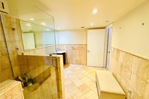 8855 Collins Ave, Surfside, FL 33154 - Photo 34