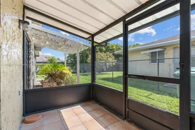 8400 NW 52nd St, Lauderhill, FL 33351 - Photo 30