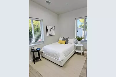 16204 NE 18th Ct, North Miami Beach, FL 33162 - Photo 8