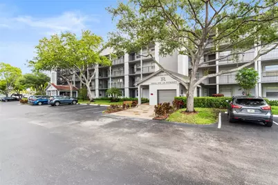 12501 SW 14th St #108R, Pembroke Pines, FL 33027 - Photo 4