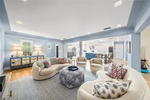 725 Vilabella Ave, Coral Gables, FL 33146 - Photo 8