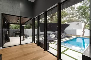 400 NW 49th St, Miami, FL 33127 - Photo 14