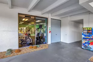 7080 Environ Blvd, Lauderhill, FL 33319 - Photo 30