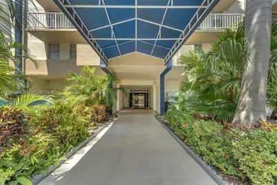 4550 NW 9th St #106E, Miami, FL 33126 - Photo 6