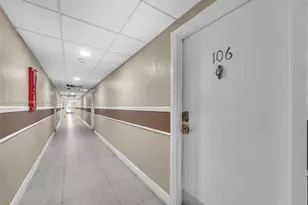 4550 NW 9th St, Miami, FL 33126 - Photo 22