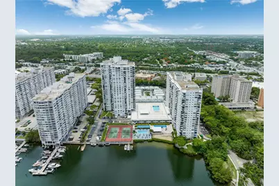 2750 NE 183rd St #504, Aventura, FL 33160 - Photo 2