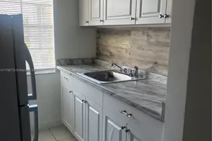 1608 Drexel Ave, Miami Beach, FL 33139 - Photo 14