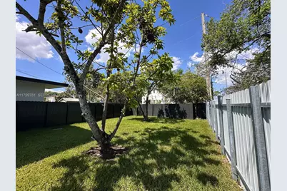 6201 SW 22nd St #2, Miami, FL 33155 - Photo 4