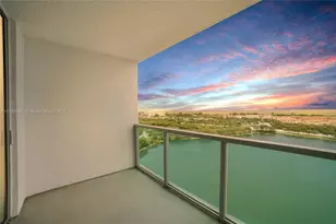 2681 N Flamingo Rd, Sunrise, FL 33323 - Photo 8