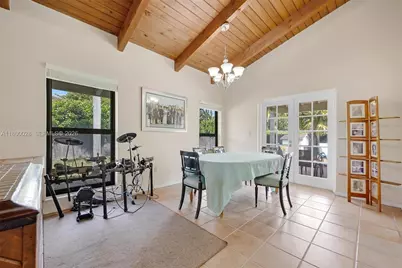 10241 SW 136th St, Miami, FL 33176 - Photo 8