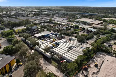 850 NW 12th Ter, Pompano Beach, FL 33069 - Photo 6