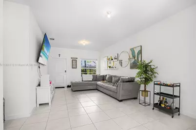 550 NE 4th Ave, Florida City, FL 33034 - Photo 4