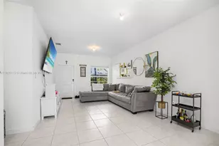 550 NE 4th Ave, Florida City, FL 33034 - Photo 4