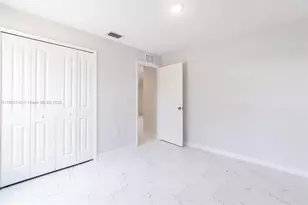 2004 Rosa Ct, Lehigh Acres, FL 33972 - Photo 16