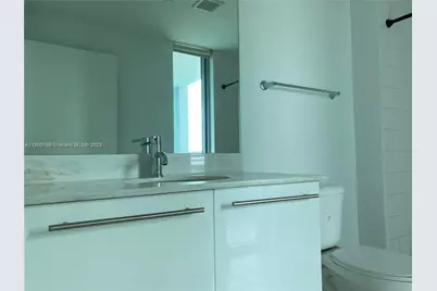 888 Biscayne Blvd #4012, Miami, FL 33132 - Photo 30