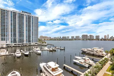17111 Biscayne Blvd #403, North Miami Beach, FL 33160 - Photo 40