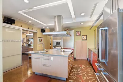 2500 Mercedes Dr, Fort Lauderdale, FL 33316 - Photo 12